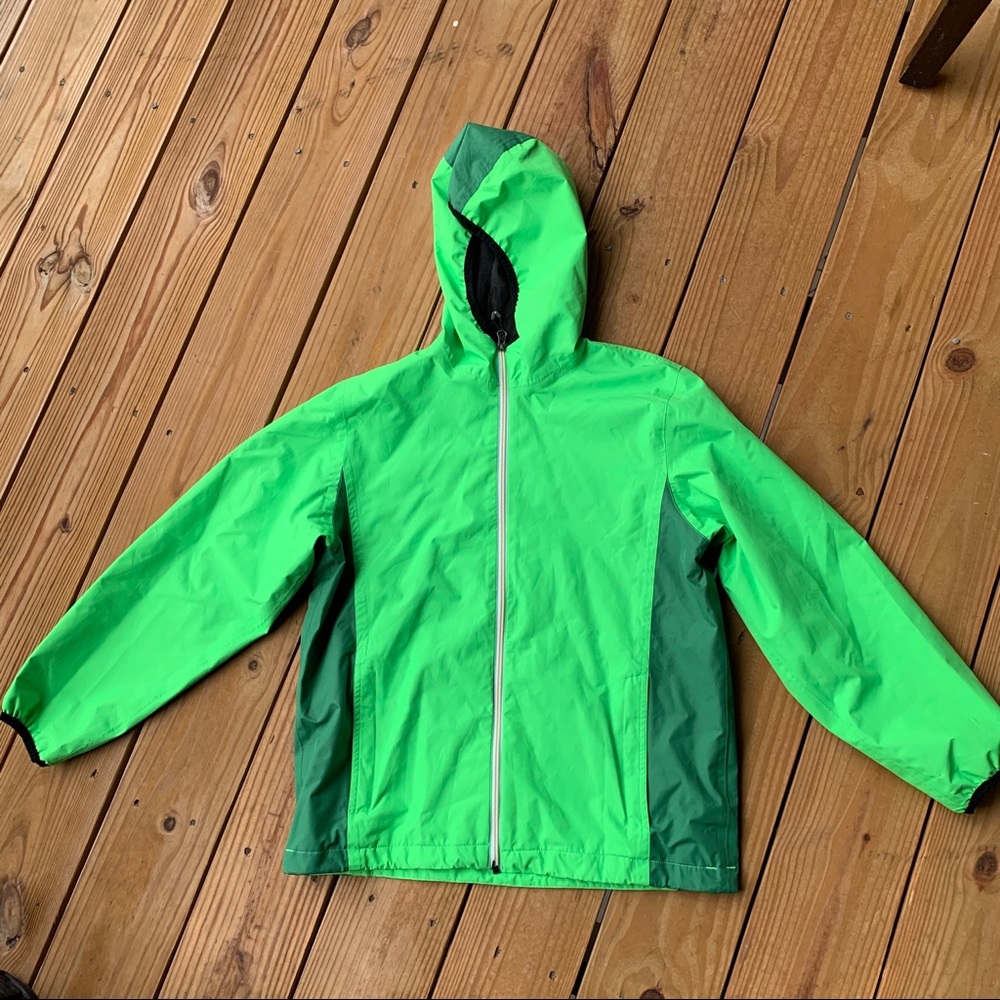 Lightweight Green Hooded Windbreaker Jacket